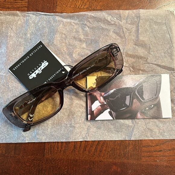 Szade Unisex Sunglasses.NWT - Picture 6 of 11